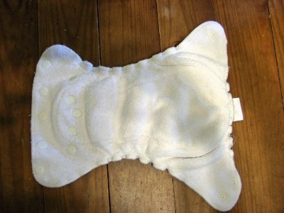 Kissaluvs size 0, fitted diaper
